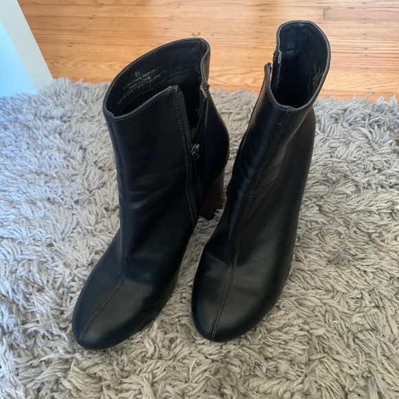 Black booties - Picture 5 of 6